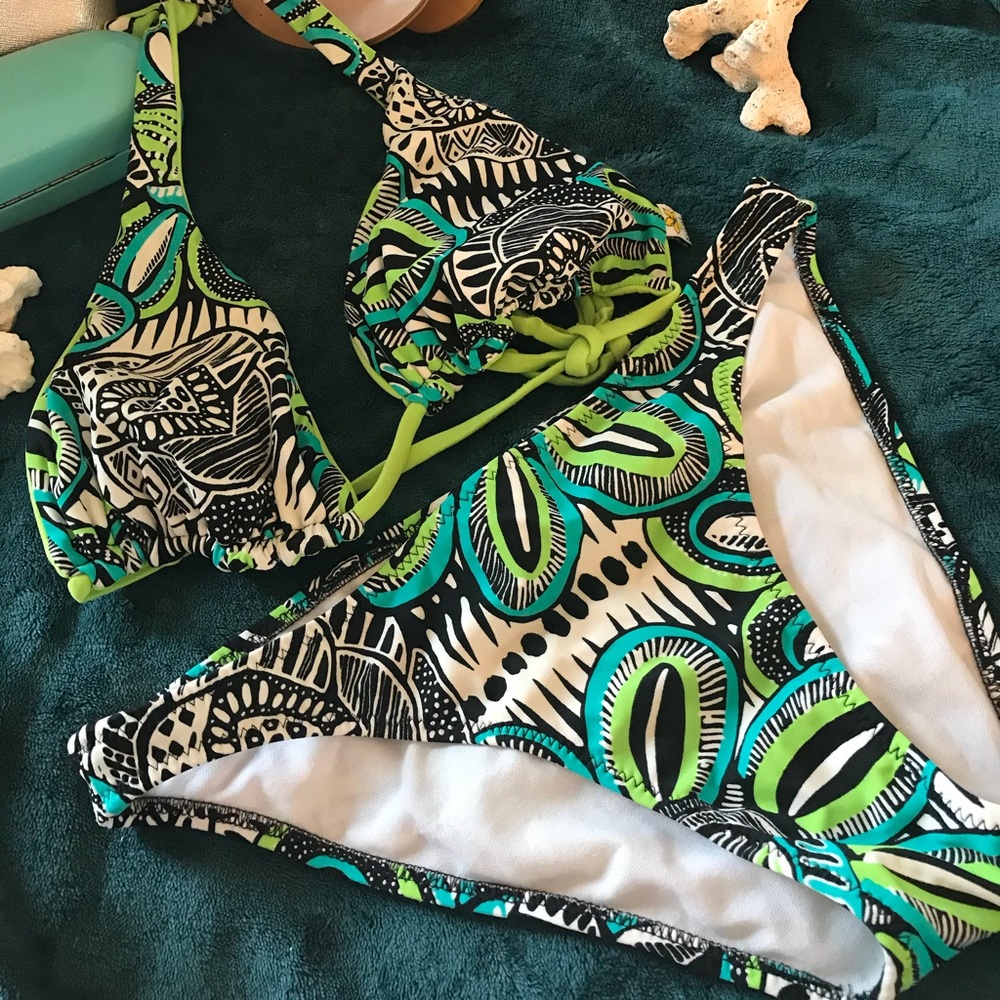 👙 geometric print bikini 2 pcs swimsuit size M 🏝